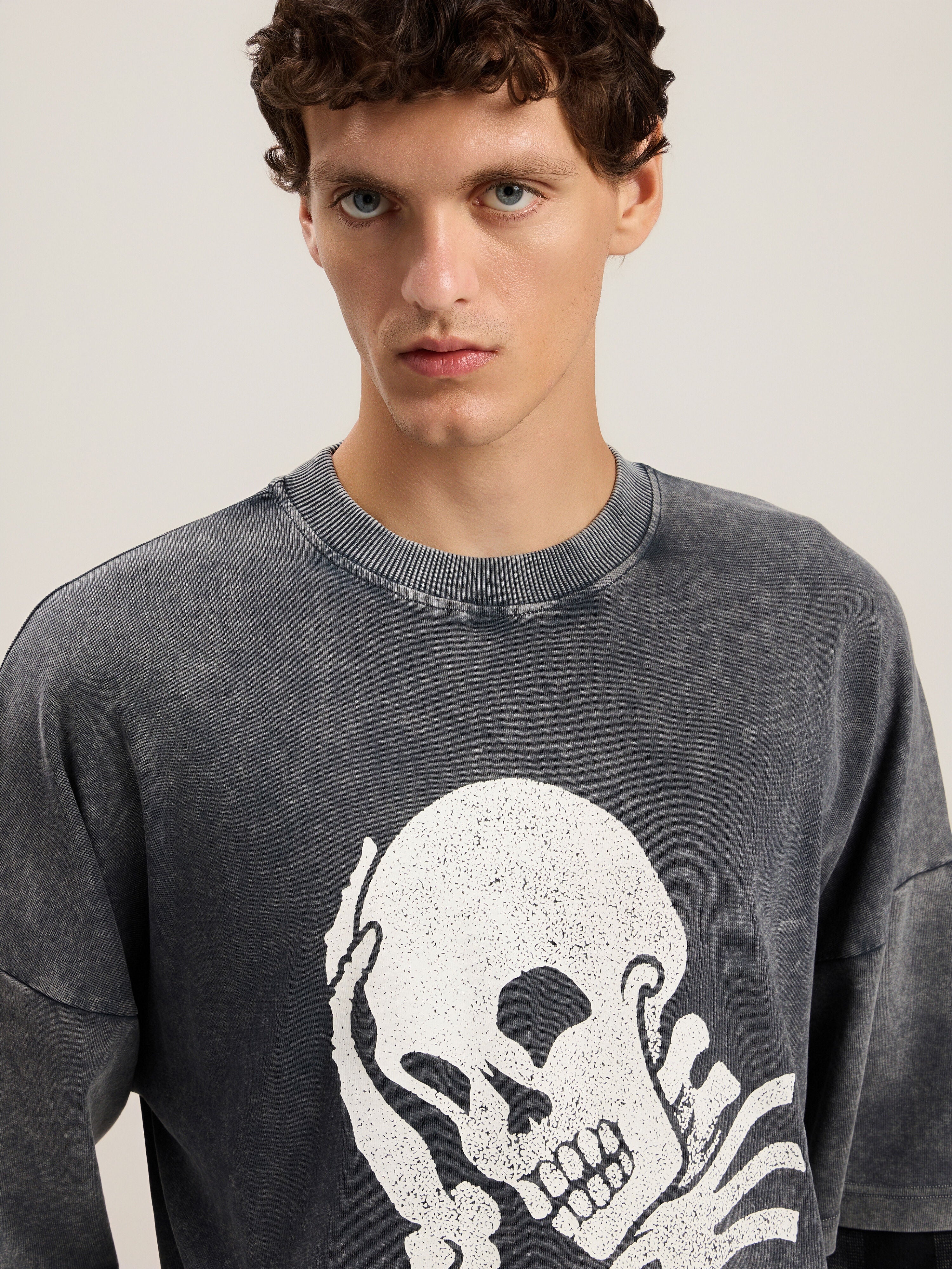 Skull Double Long-Sleeved Shirt